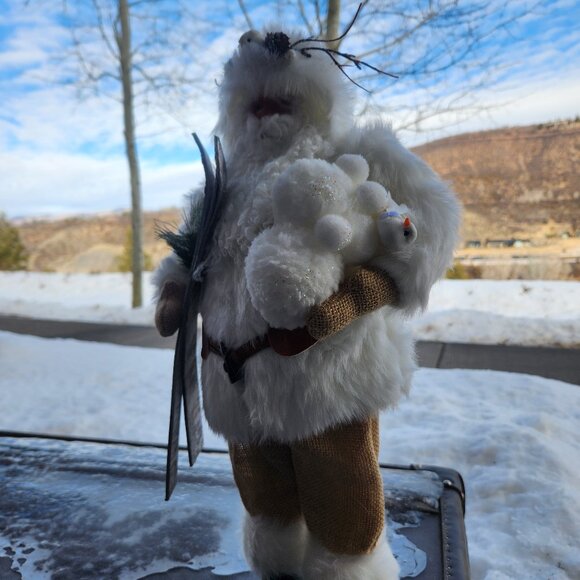 Santa Figurine with Skis - Picture 2 of 9